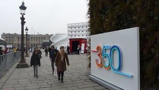 Saint-Gobain investit la place de la Concorde pour son 350e anniversaire