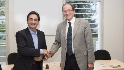 Saint-Gobain signe une convention avec les Compagnons Bâtisseurs